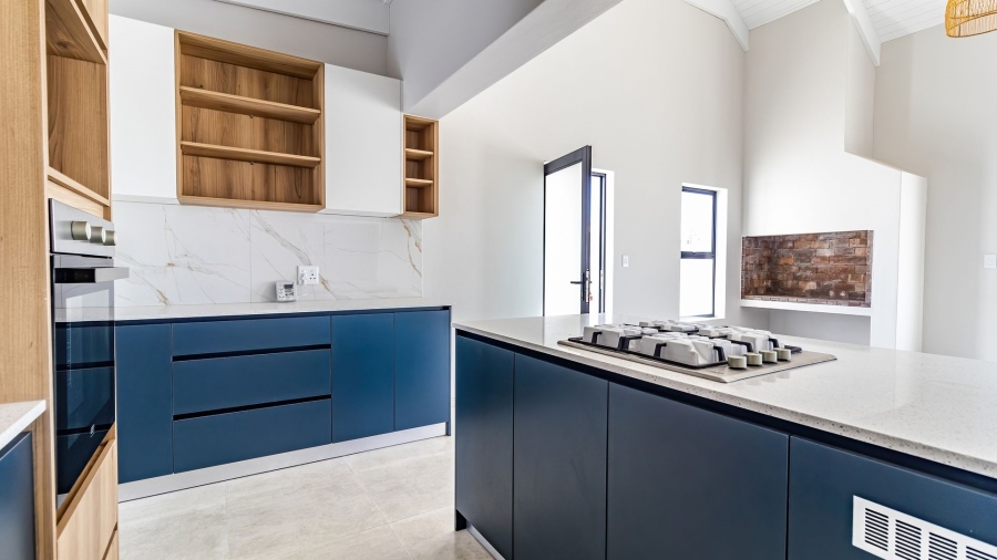 3 Bedroom Property for Sale in Britannia Beach Estate Western Cape